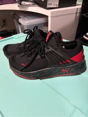 Puma Kids Black and Red Low-Top Athletic Sneakers